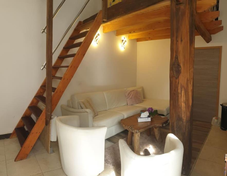 Apartamento L'Huile Et L'Eau Antraigues Exterior foto
